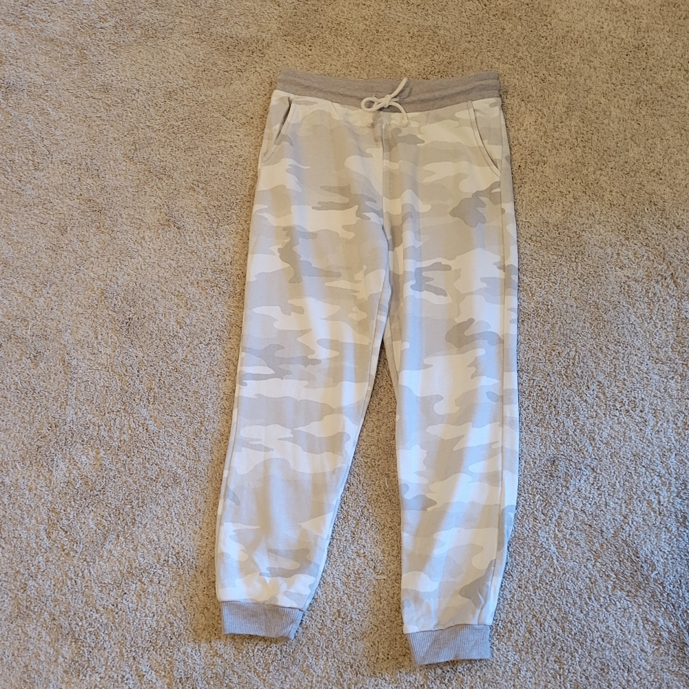 Ladies camouflage gray and white joggers size M